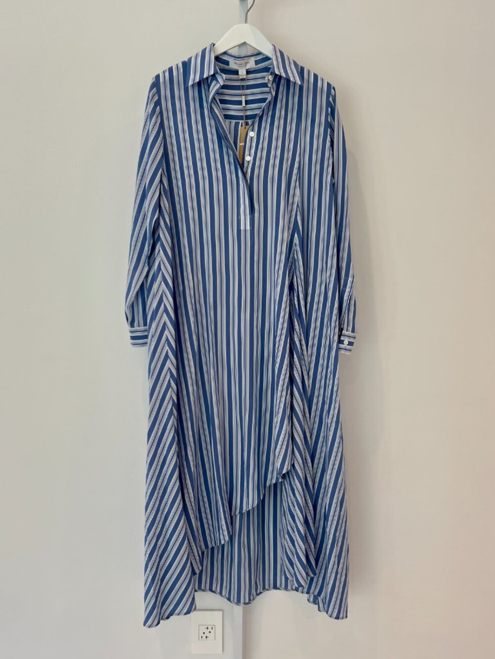 MICHAEL KORS COLLECTION CORNFLOWER BLUE AND WHITE SHIRT DRESS SIZE SMALL NWTS!
